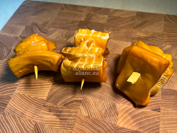 Шашлычок из кальмара х/к в Омске