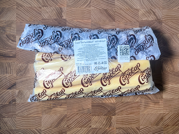 Сыр 1 кг ГОРНЫЙ СЫРОВАР (Балыковый копчёный) в Омске