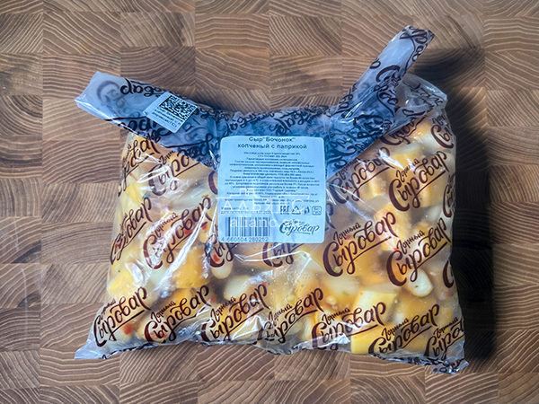 Сыр 1 кг ГОРНЫЙ СЫРОВАР (Бочонок копчёный с паприкой) в Омске